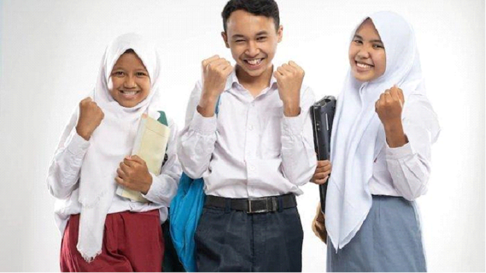 Beasiswa Cahaya Prestasi 2025 resmi dibuka untuk SD hingga mahasiswa. Tanpa syarat nilai, daftar sebelum 1 Desember 2025!