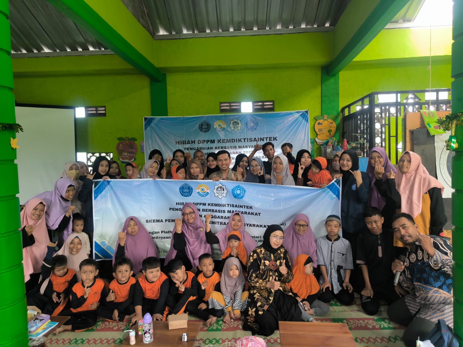 RA Zidni &lsquo;Ilma Sukoharjo gelar pelatihan E-Learning SIP untuk pemberdayaan guru dan orang tua, tingkatkan pembelajaran digital.