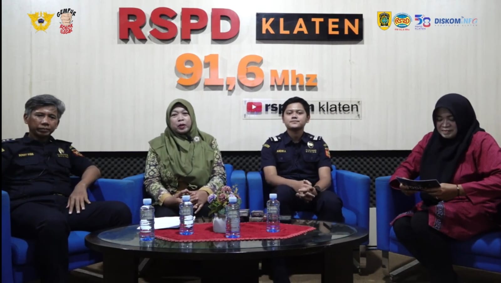 Kegiatan Podcast DBHCHT yang digelar oleh RSPD Klaten yang menghadirkan narasumber dari DKUKMP dan Bea Cukai Surakarta.