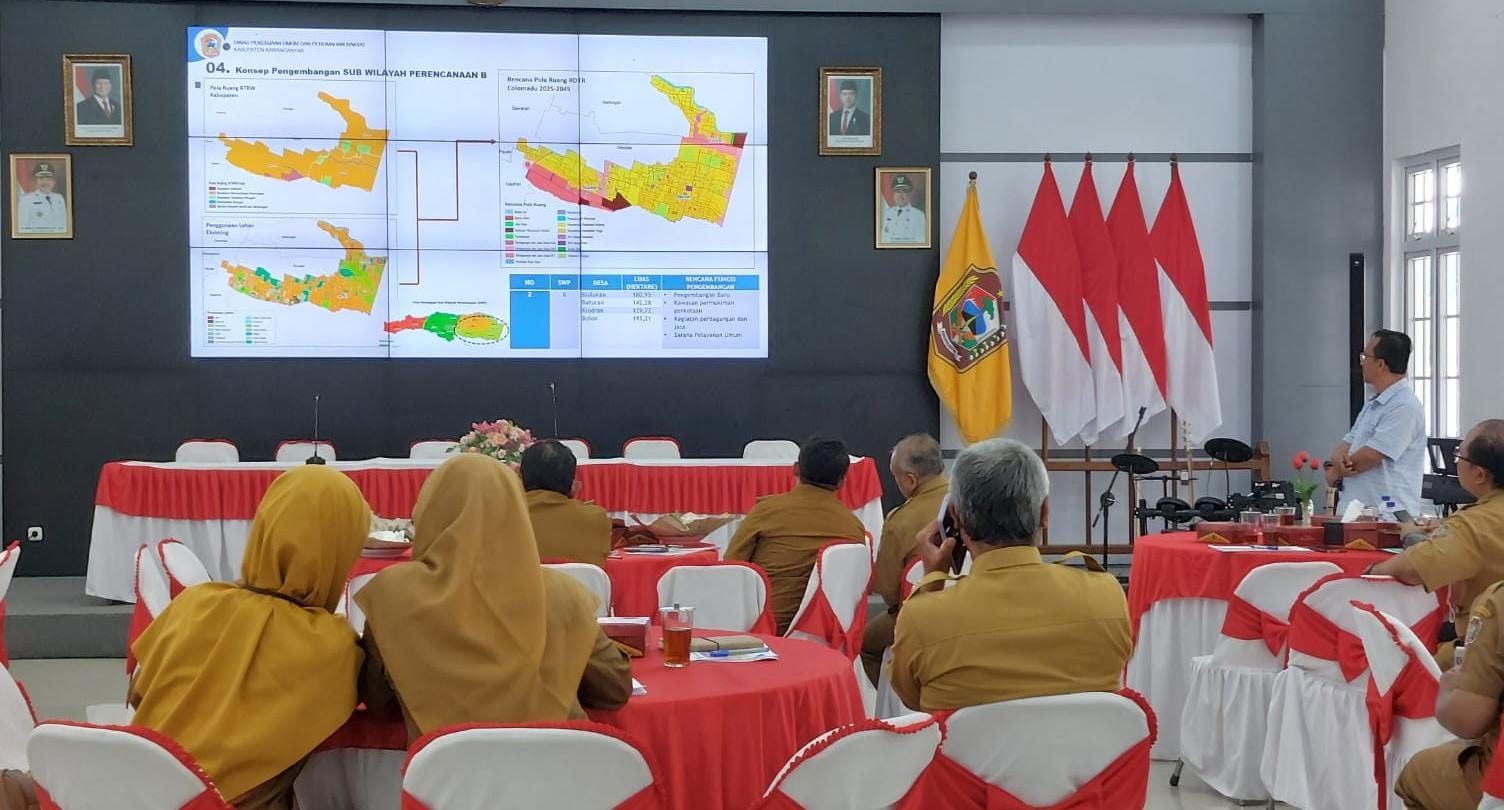Rakor pengembangan kawasan Colomadu di kantor bupati Karanganyar, Senin (25/8/2025). (Rudi Hartono/Radar Solo)