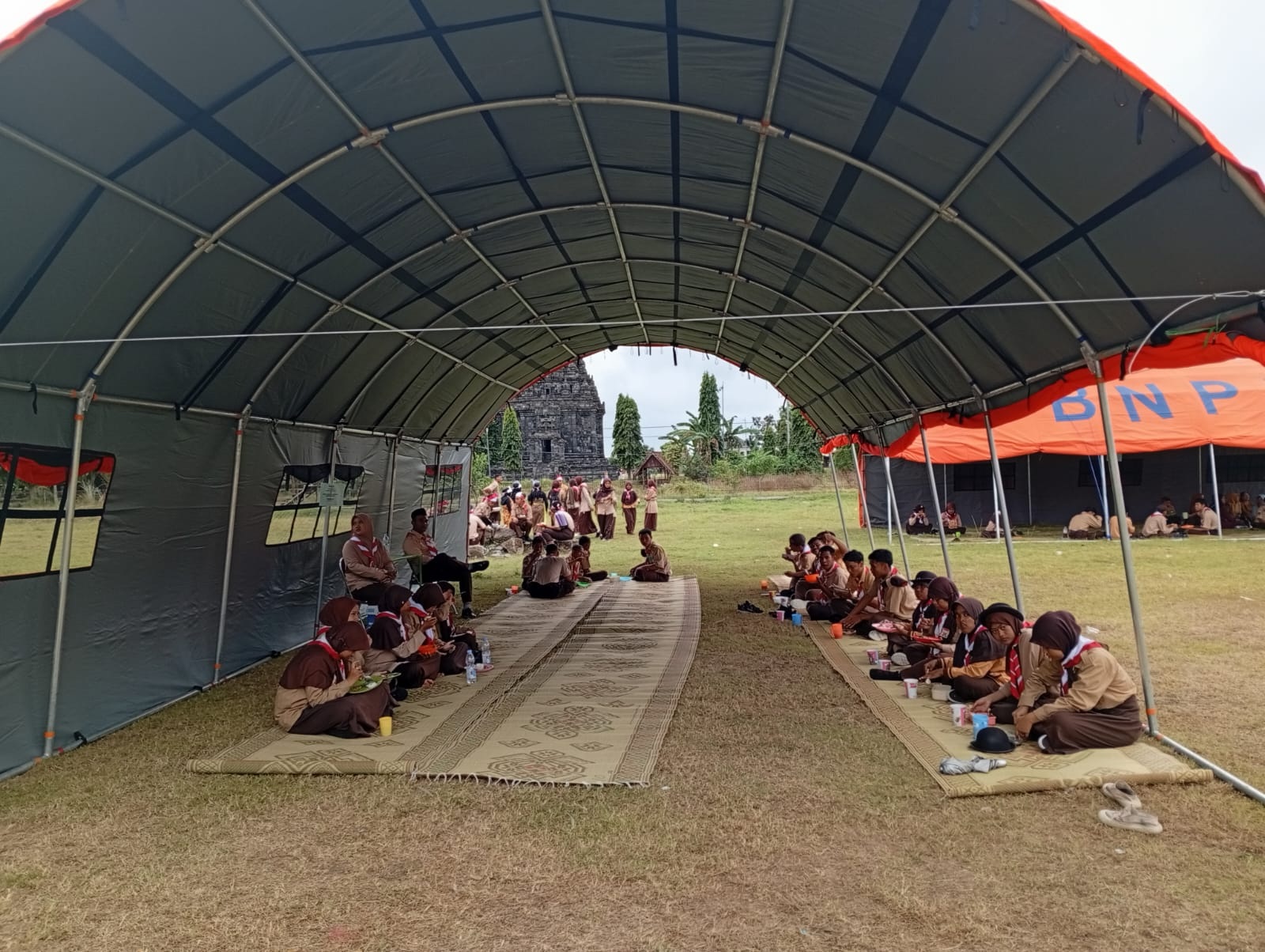 PENGALAMAN BERHARGA: Kegiatan Jambore Pramuka di Pelataran Candi Sojiwan, Desa Kebondalem Kidul, Kecamatan Prambanan, Klaten.