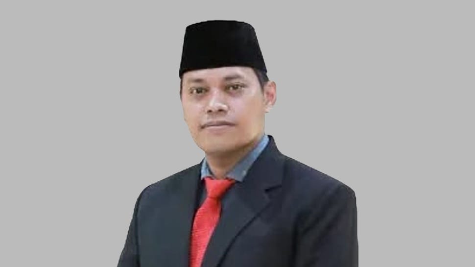 Sekda Klaten Jajang Prihono ditahan kasus korupsi Plaza Rp6,8 miliar. Simak profil, karier, dan harta Rp2,23 miliar miliknya.