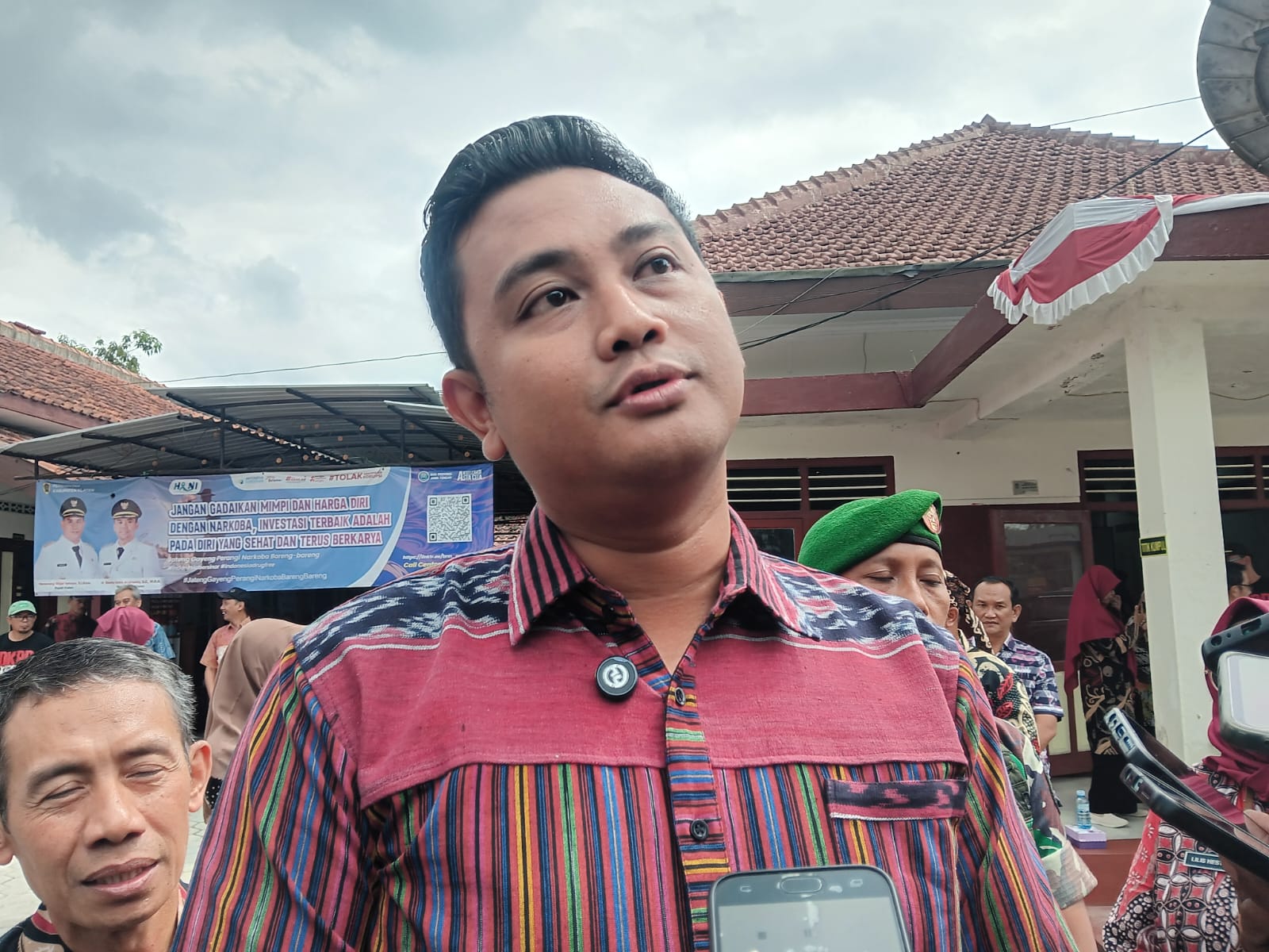 Bupati Klaten Hamenang Wajar Ismoyo saat ditemui di Kantor Kecamatan Bayat, Klaten