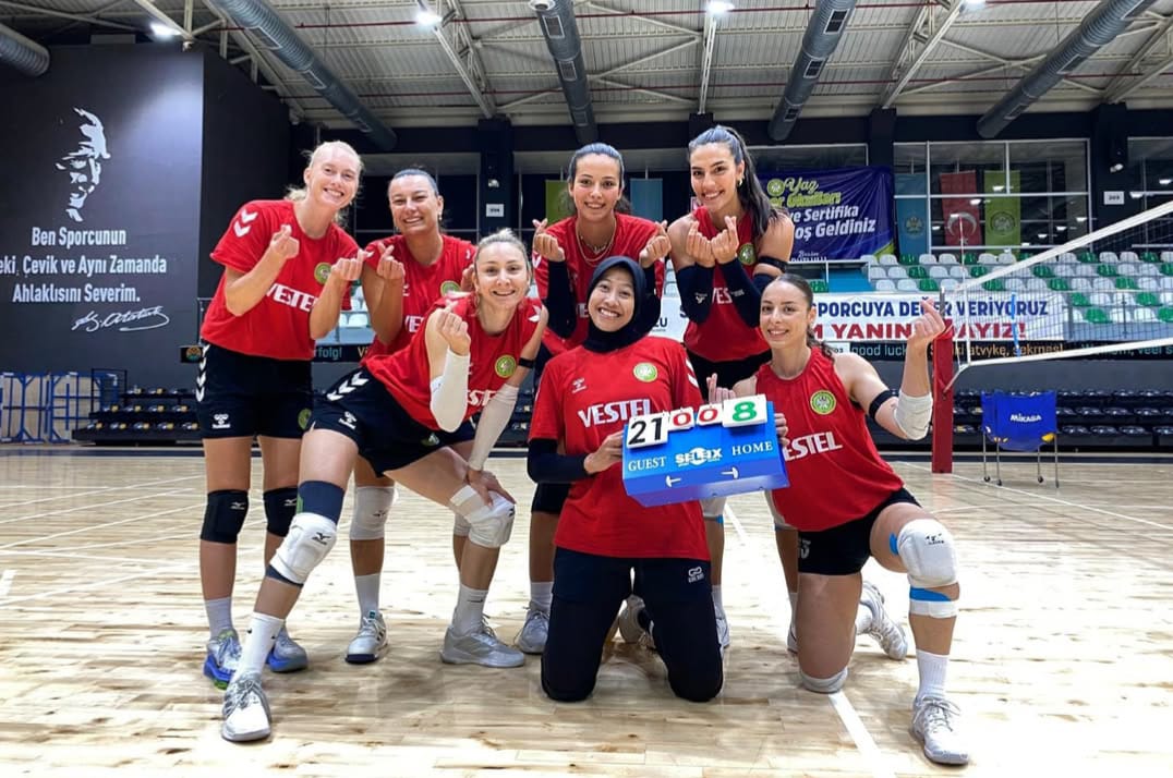 Megawati Hangestri Pertiwi resmi gabung Manisa BBSK Turki di Kadinlar 1 Ligi 2025&ndash;2026.