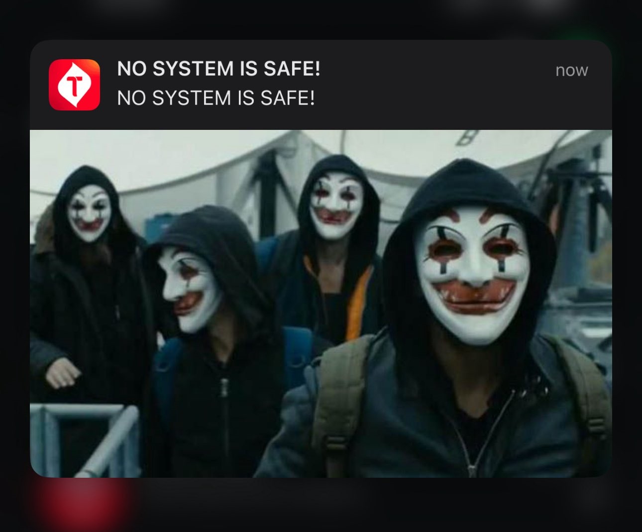 Notifikasi &ldquo;No System is Safe&rdquo; muncul di MyTelkomsel bikin heboh. Telkomsel pastikan data aman, fenomena juga terjadi di Turki.