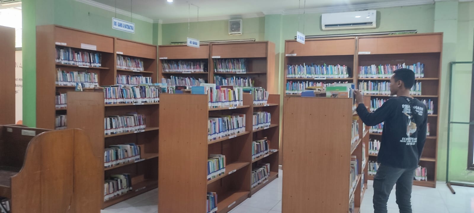 Kondisi Perpustakaan Daerah Kabupaten Sragen. (Ahmad Khairudin/Radar Solo)