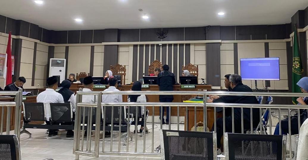 Enam Terdakwa Korupsi Alkes Karanganyar Jalani Sidang Perdana, Kepala Dinkes Ditambah Dakwaan Pencucian Uang