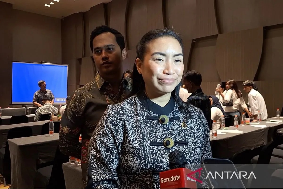 Rahayu Saraswati, keponakan Prabowo, mundur dari DPR RI setelah kontroversi podcast. Simak perjalanan kariernya di sini.