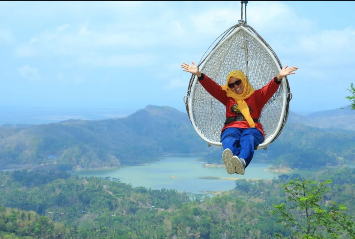View di Bukit Pule Paying, Kokap, Kulon Progo, DIY.
