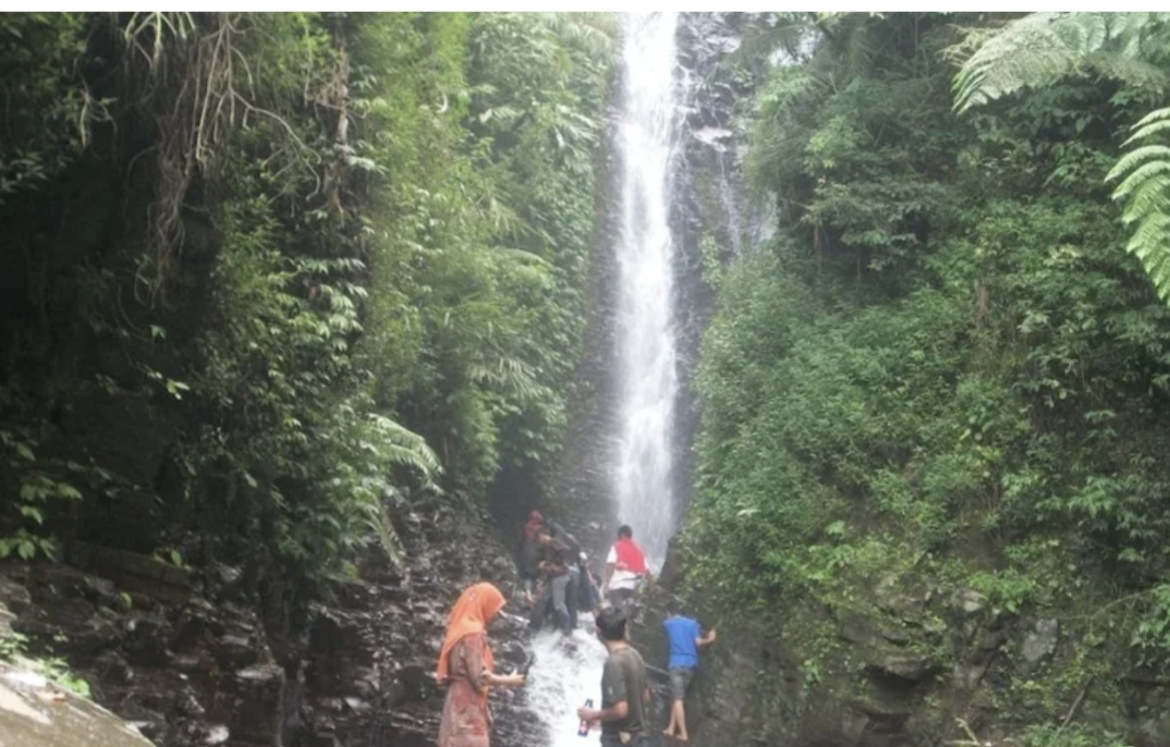 Suasana di Air Terjun Watu Jadah, Wonogiri