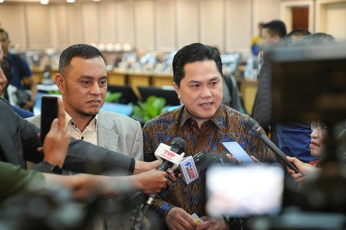 Presiden Prabowo Subianto reshuffle kabinet siang ini. nama Erick Thohir mencuat sebagai Menpora,  bakal dilantik hari ini?