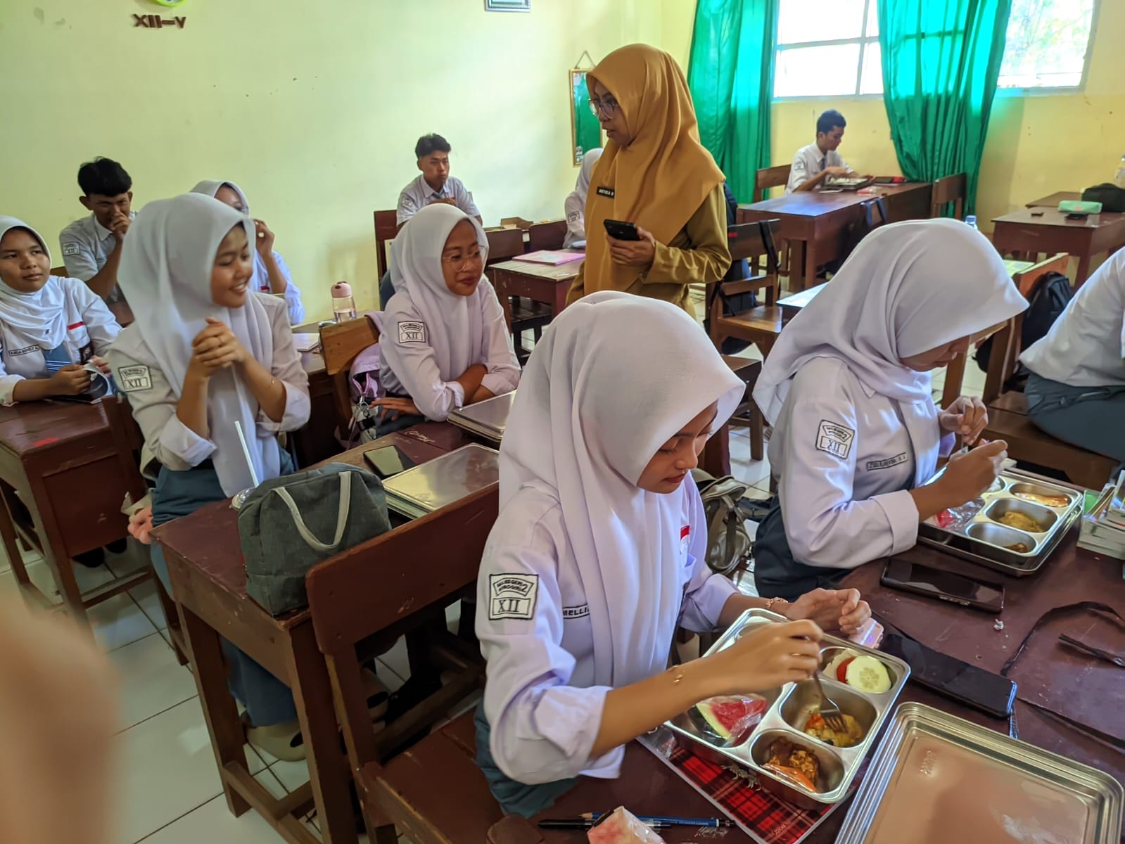 Murid SMAN 2 Wonogiri kembali mendapatkan MBG, Senin (22/9/2025).