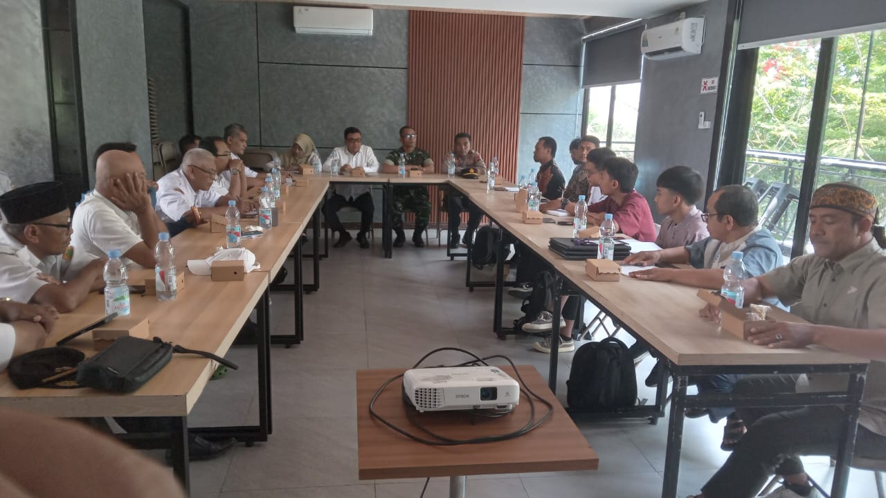 Rakor Forkompimca Polokarto dengan pengelola SPPG terkait makan bergizi gratis, Rabu (24/9).