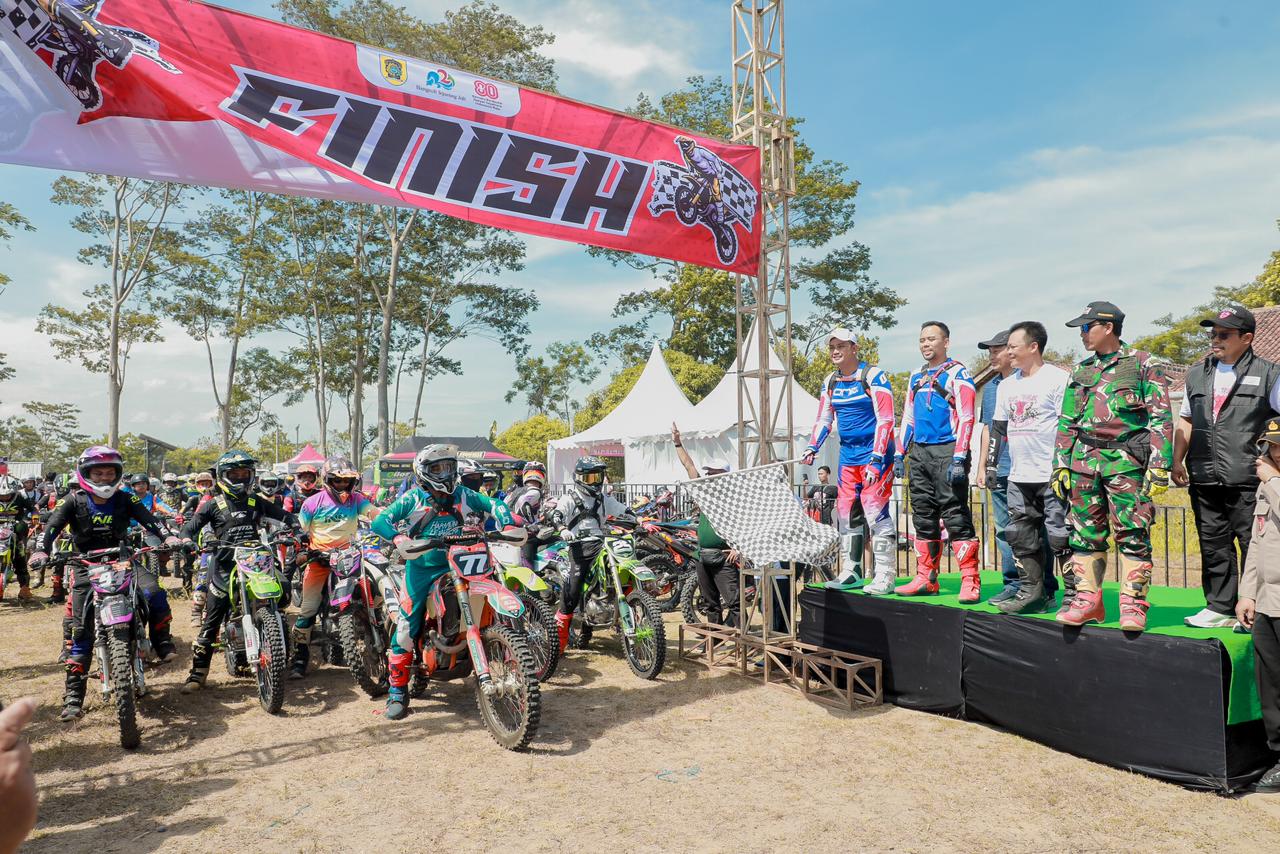 Kegiatan Trail Trabas Klaten Adventure yang berlangsung di Kecamatan Kemalang, Klaten