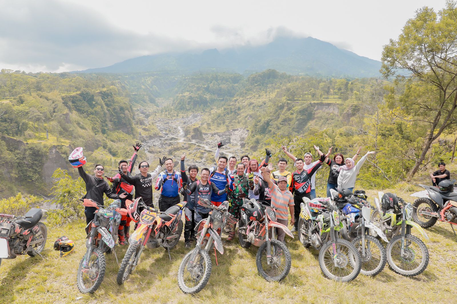 Kegiatan Trail Trabas Klaten Adventure yang berlangsung di Kecamatan Kemalang, Klaten