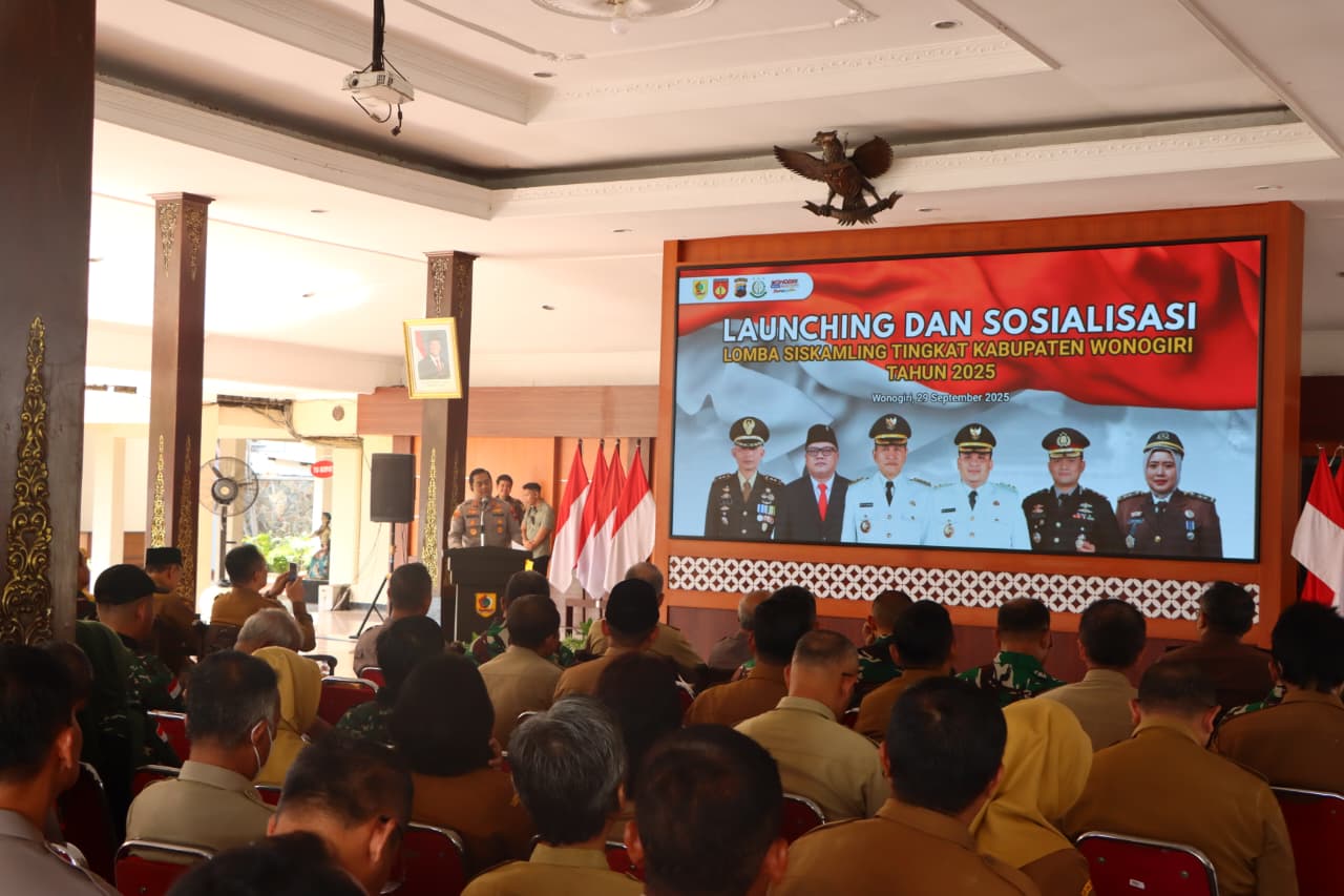 Launching lomba siskamling di di pendapa Rumah Dinas Bupati Wonogiri Senin (29/9/2025).