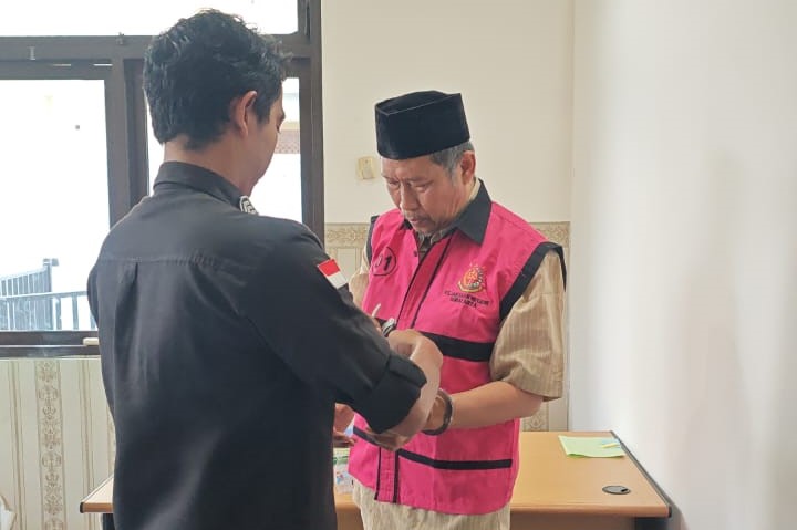 Tersangka AN sebelum dilimpahkan ke Pengadilan Tipikor Semarang.