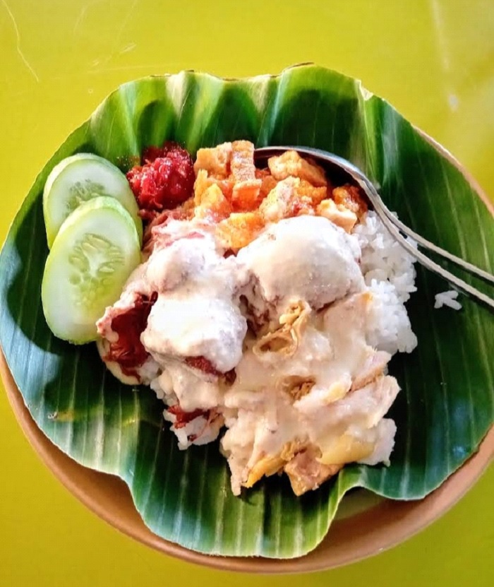 Gudeg Bu Dul Kartasura, Cita Rasa Gudeg Asli Jawa dengan Menu Lauk Istimewa