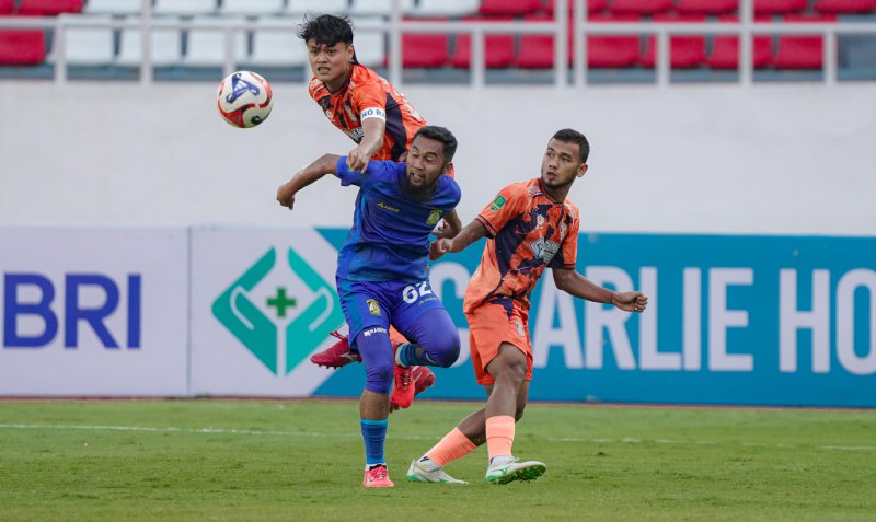 Laga Kendal Tornado FC vs Persiba Balikpapan di Stadion Jatidiri di laga lanjutan Liga 2.