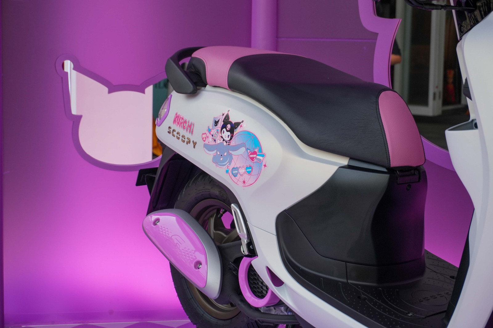 Kolaborasi terbatas Honda Scoopy x Kuromi.