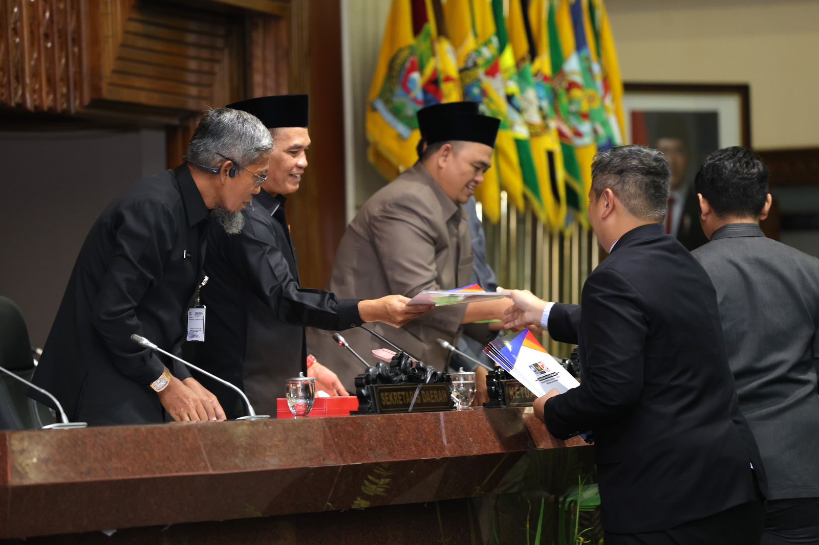 DPRD Jateng juga mendorong pemerataan akses dan infrastruktur pendidikan, terutama di sekolah swasta pelosok yang kurang penunjang aktivitas belajar.