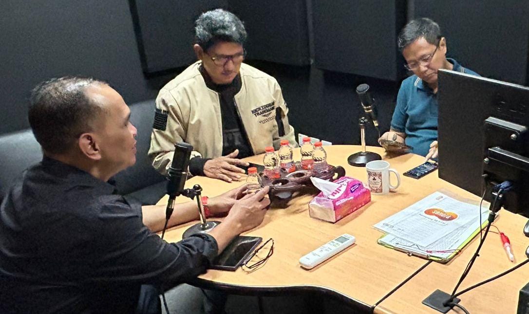 Ketua DPRD Jateng Sumanto mendorong pemerintah daerah berkomitmen untuk mendukung langkah penguatan peternakan dan pertanian.