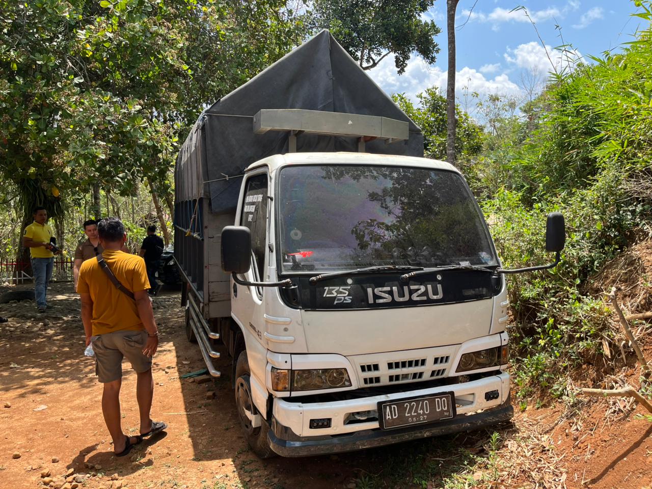 Truk yang terlibat tabrak lari di Jalan Raya Slogohimo&ndash;Purwantoro dan tewaskan satu pemotor berhasil diamankan anggota Polres Wonogiri.