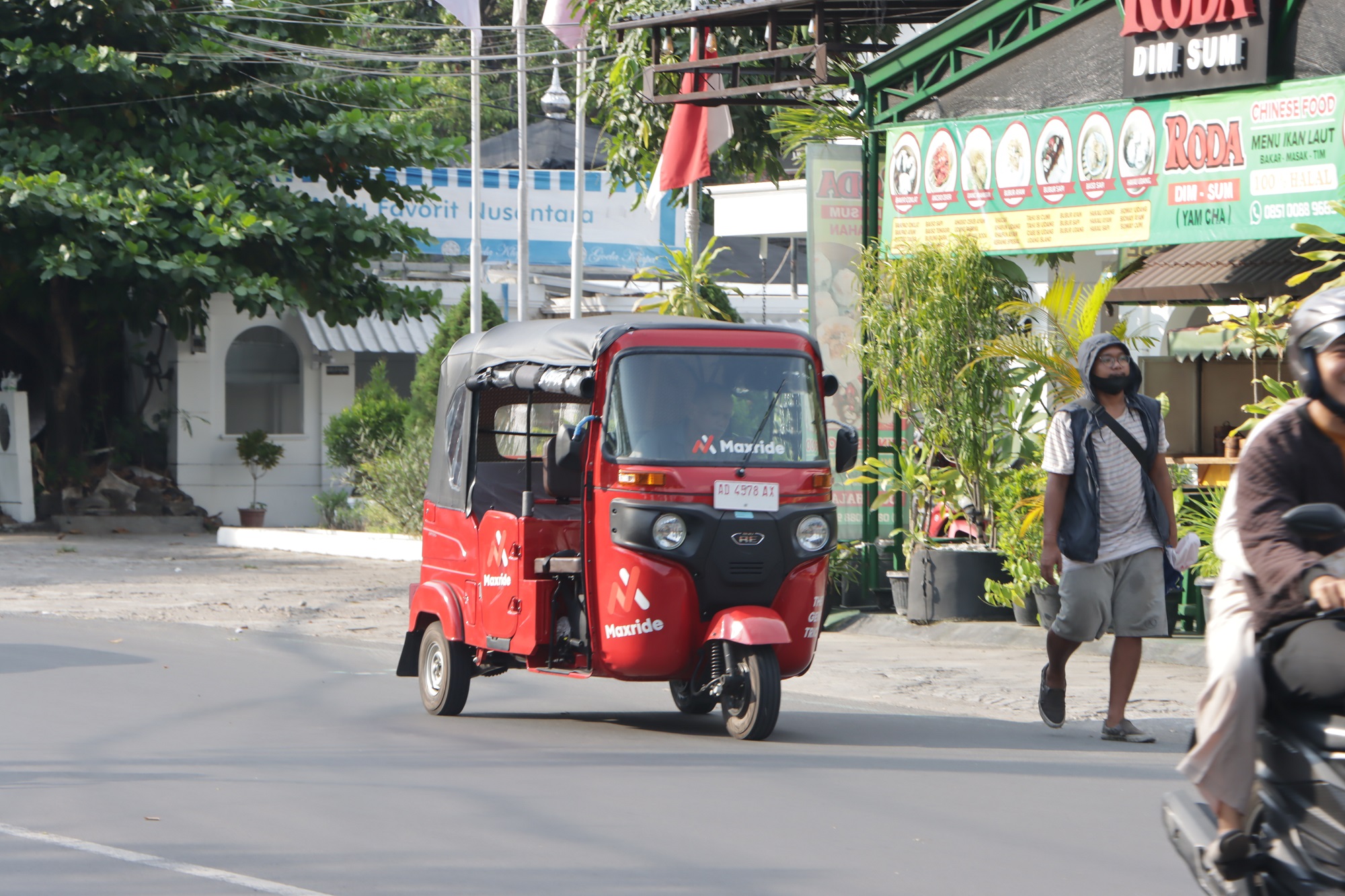 Babaj sudah mengaspal di jalanan Kota Solo. (M Ihsan/Radar Solo)