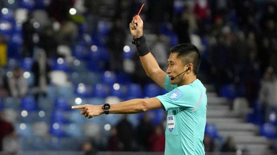 Wasit Ma Ning Disorot! Enggan Beri Penalti di Laga Timnas Indonesia vs Irak, Banjir Kontroversi di Akhir Pertandingan