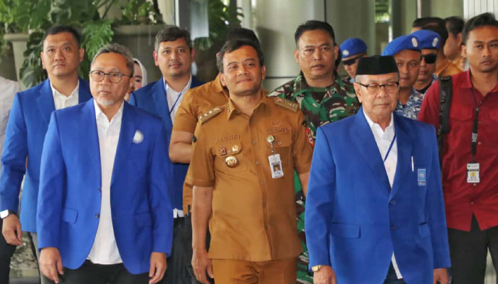 Gubernur Jateng Ahmad Luthfi bersama Menko Bidang Pangan Zulkifli Hasan.&nbsp;
