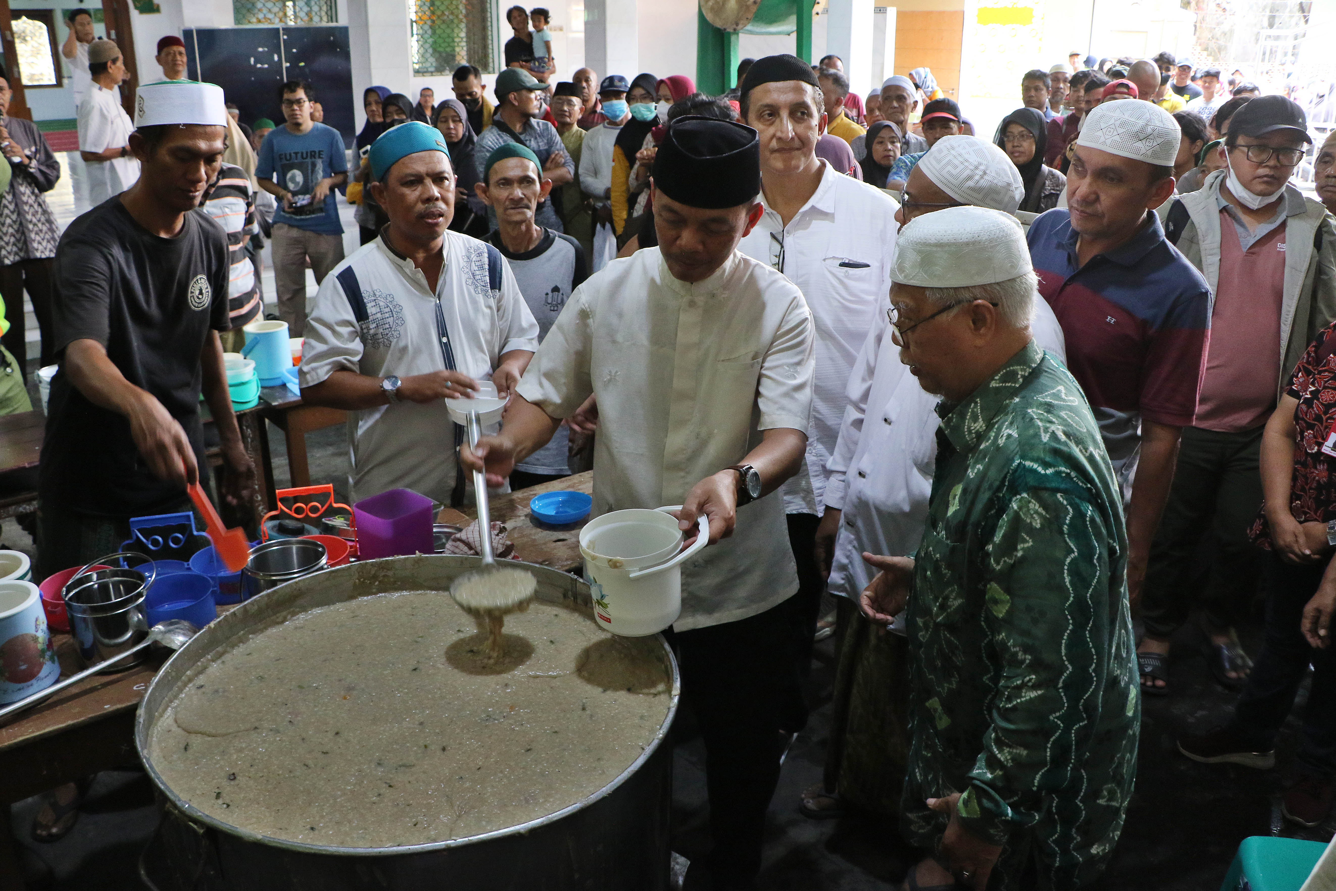 TURUN-TEMURUN: Bubur Samin masuk menjadi salah satu warisan budaya tak benda nasional.