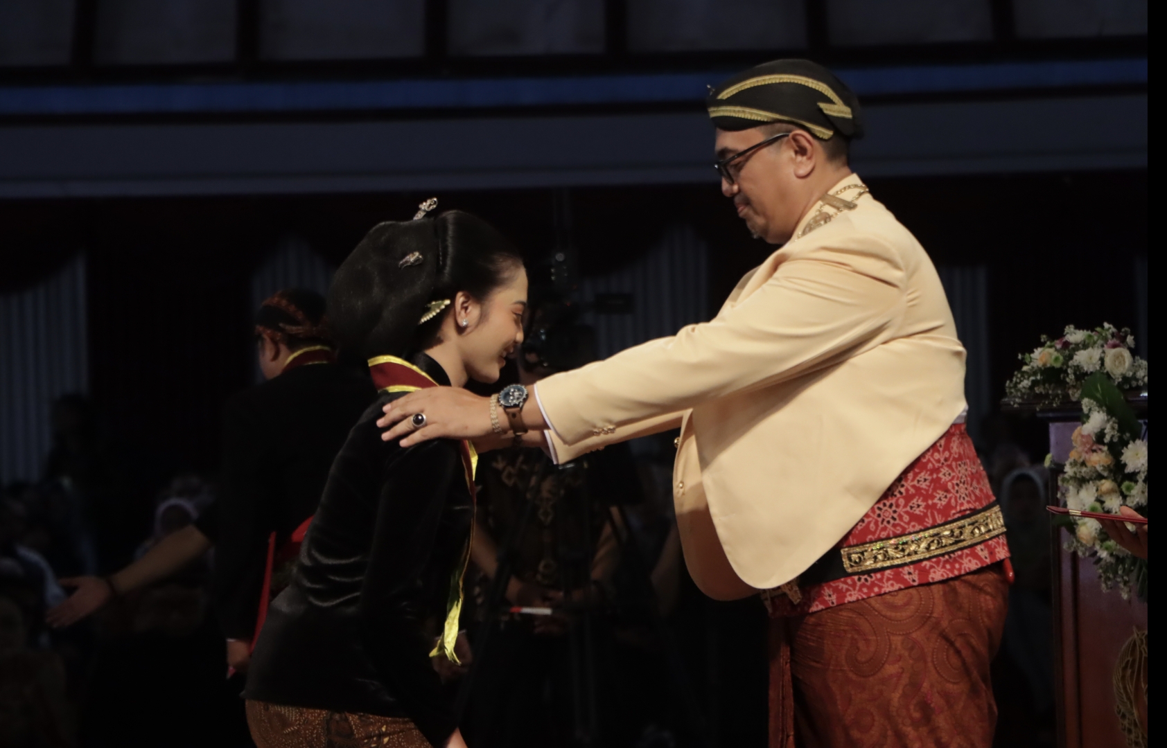 BANGGA: ISI Surakarta gelar prosesi wisuda sarjana, sarjana terapan, magister, dan doktor Periode II tahun 2025 di Pendapa GPH. Joyokusumo, Rabu (15/10) pagi.