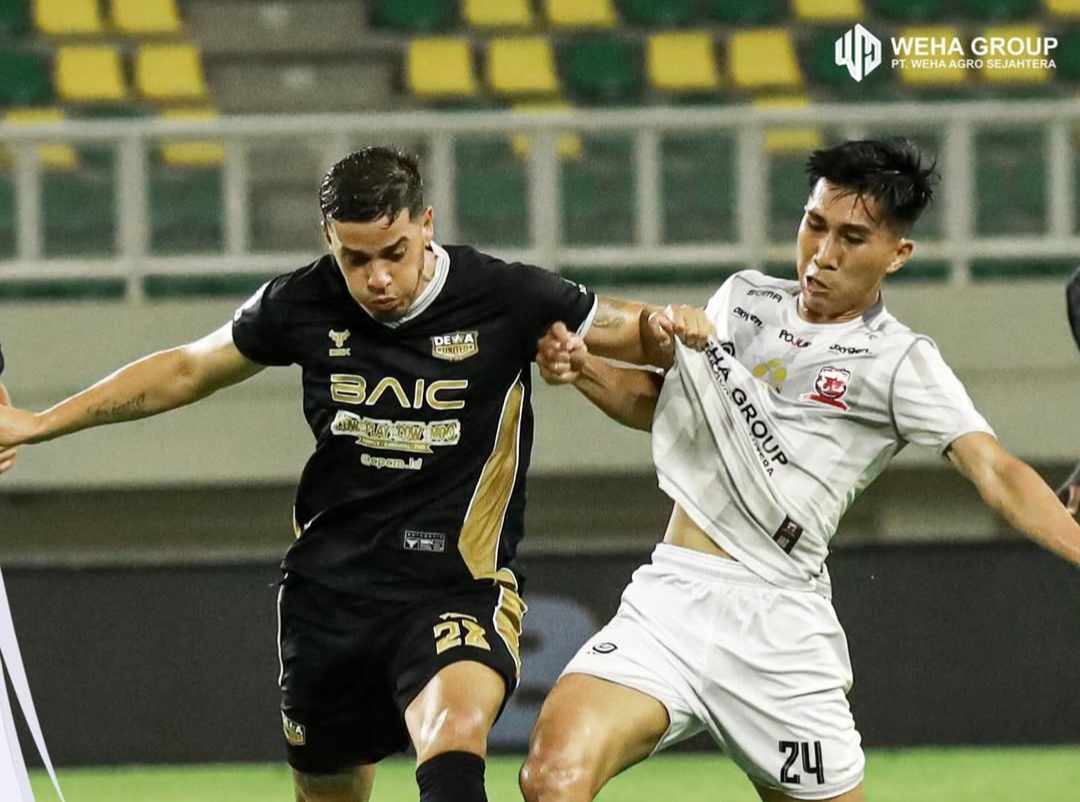 Laga Dewa United vs Madura United di Super League 2025/2026.