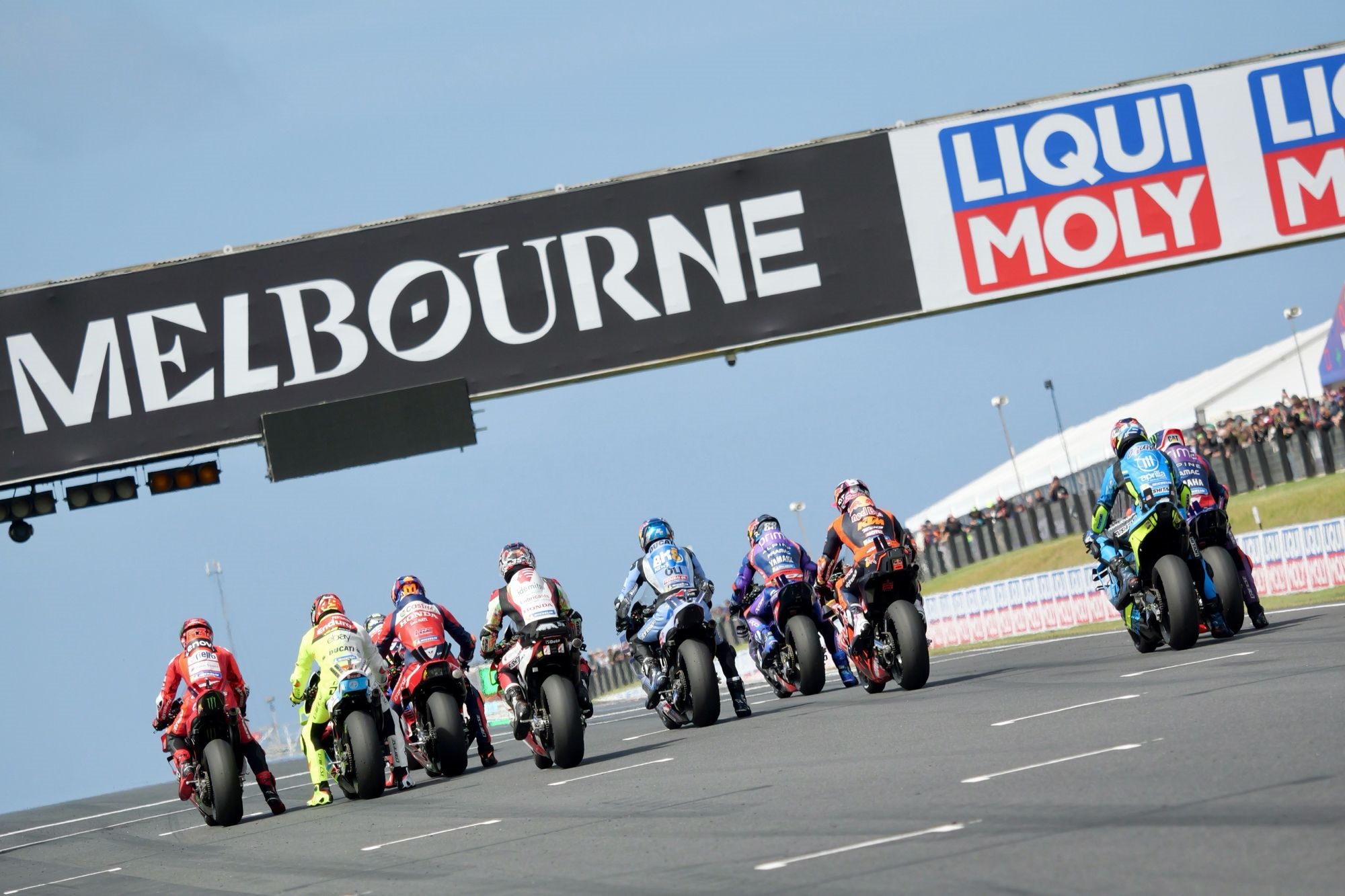 Marc Marquez absen di jadwal MotoGP Australia 2025, Bezzecchi kena penalti, siapa unggulan di Sirkuit Phillip Island?