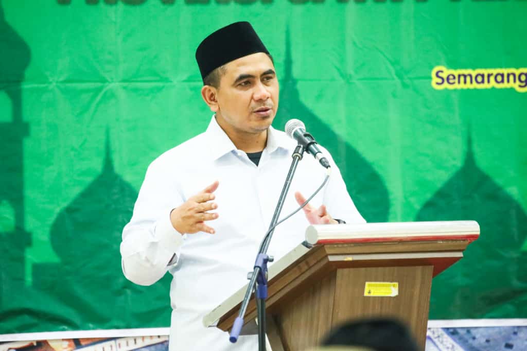 Wakil Gubernur Taj Yasin dorong pengawasan berkelanjutan produk halal di Jateng, ajak masyarakat kawal konsistensi jaminan halal.
