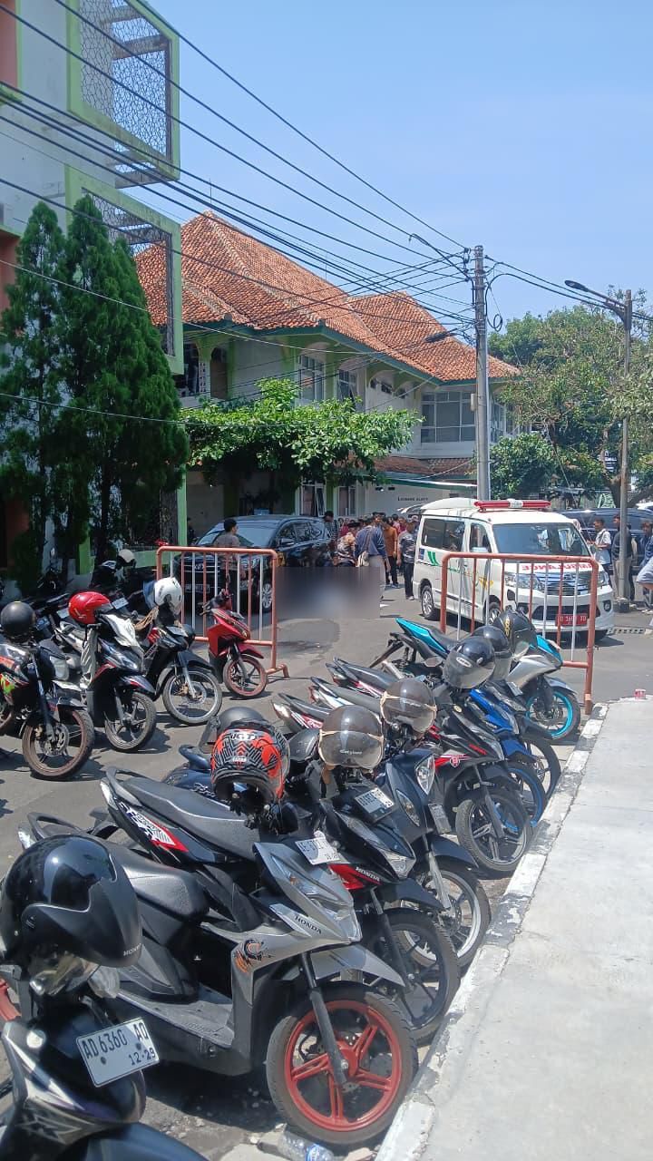 Mahasiswi UIN Raden Mas Said Surakarta melompat dari Gedung Laboratorium, pihak kepolisian ungkap kondisinya