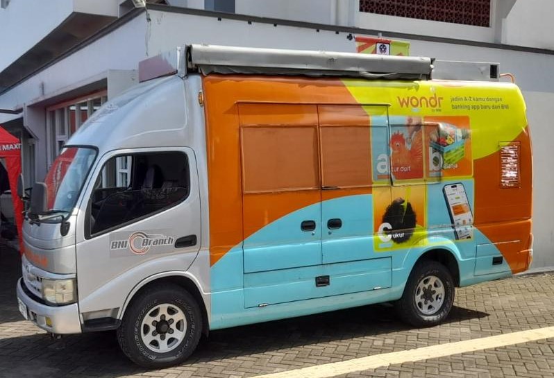 BNI Cabang Surakarta akan menghadirkan layanan mobil perbankan O-Branch dalam acara kegiatan LIKE IT x Kampung Edukasi LPS, Sabtu (18/10/2025).
