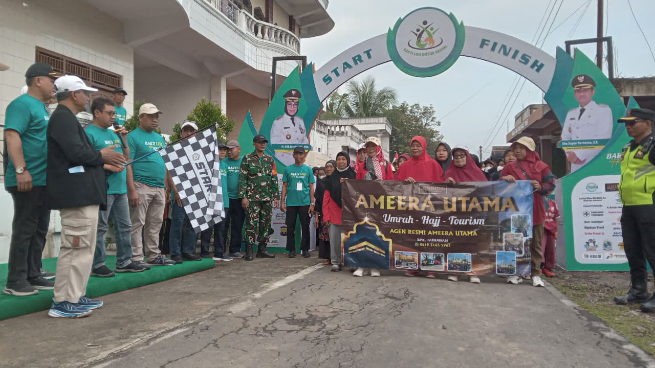 Jalan sehat yang digelar DPD LDII Sukoharjo, Minggu (19/10).