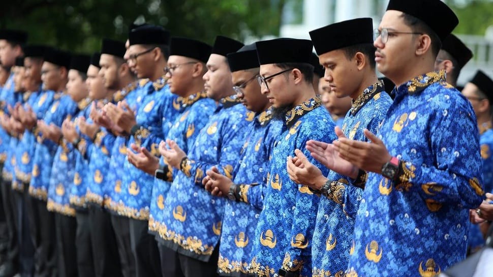 Perpres 79 Tahun 2025 naikkan gaji ASN dan PNS mulai Oktober. Cek syarat kenaikan pangkat dan golongan terbaru dari BKN.