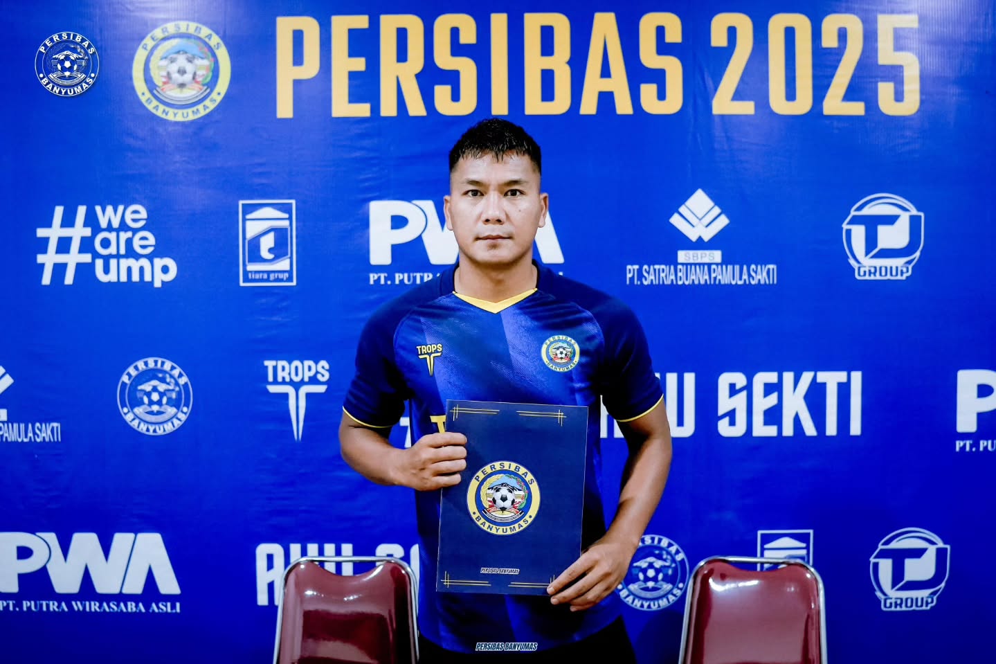 Rizki Novriansyah resmi gabung Persibas Banyumas.