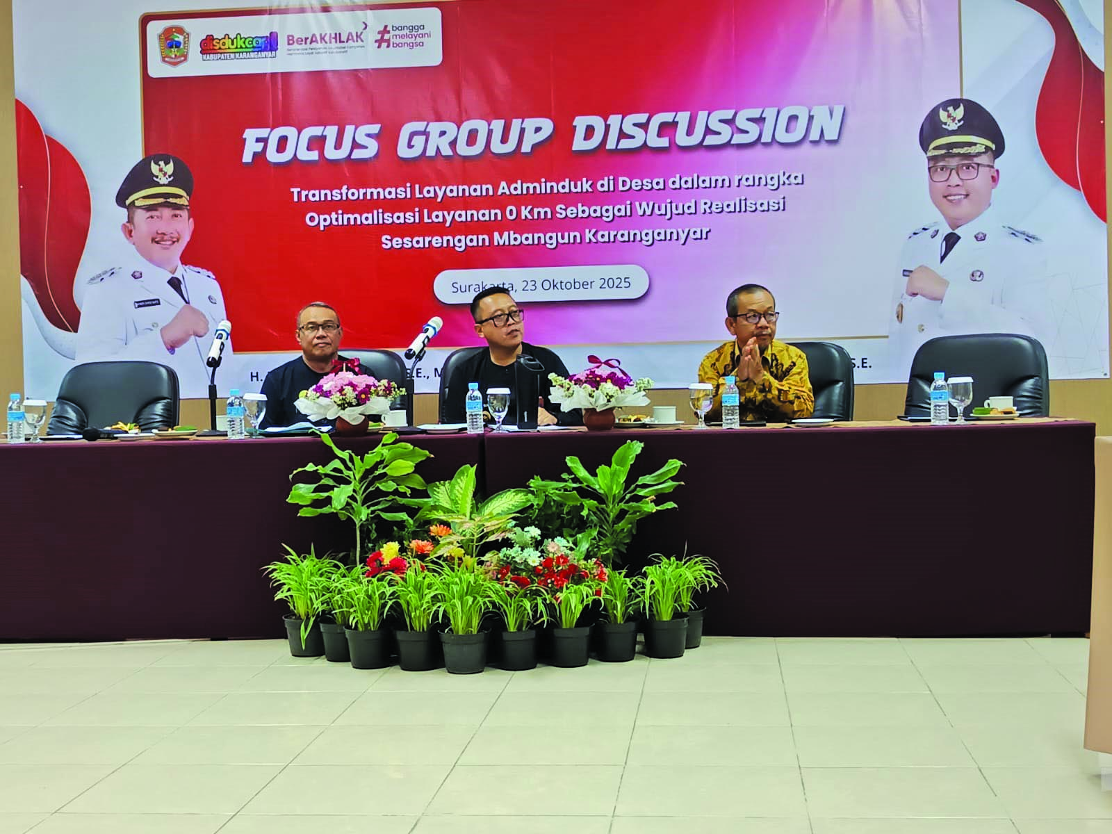 SOSIALISASI: Dispendukcapil Kabupaten Karanganyar gelar FGD di salah satu hotel di Solo,&nbsp;Kamis (23/10/2025)