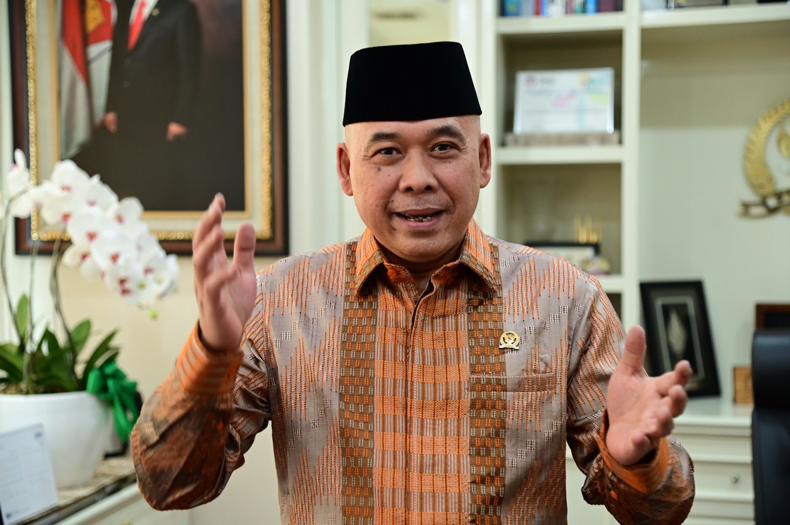 Siapa Fitri Assiddikki? Dari Dunia Model ke Bisnis Kuliner, Diduga Terima Mobil Rp1 Miliar dari Anggota DPR Heri Gunawan