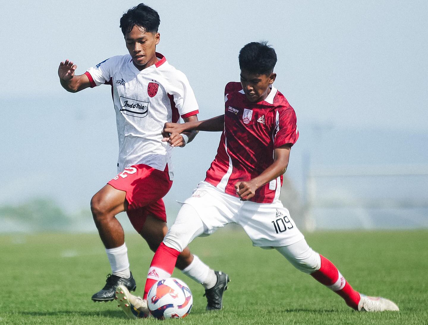 DUEL UDARA: Laga Persis Solo melawan Bali United di ajang EPA Super League 2025/2026 di Bali United Training Ground, Minggu (26/10/2025).  &nbsp;