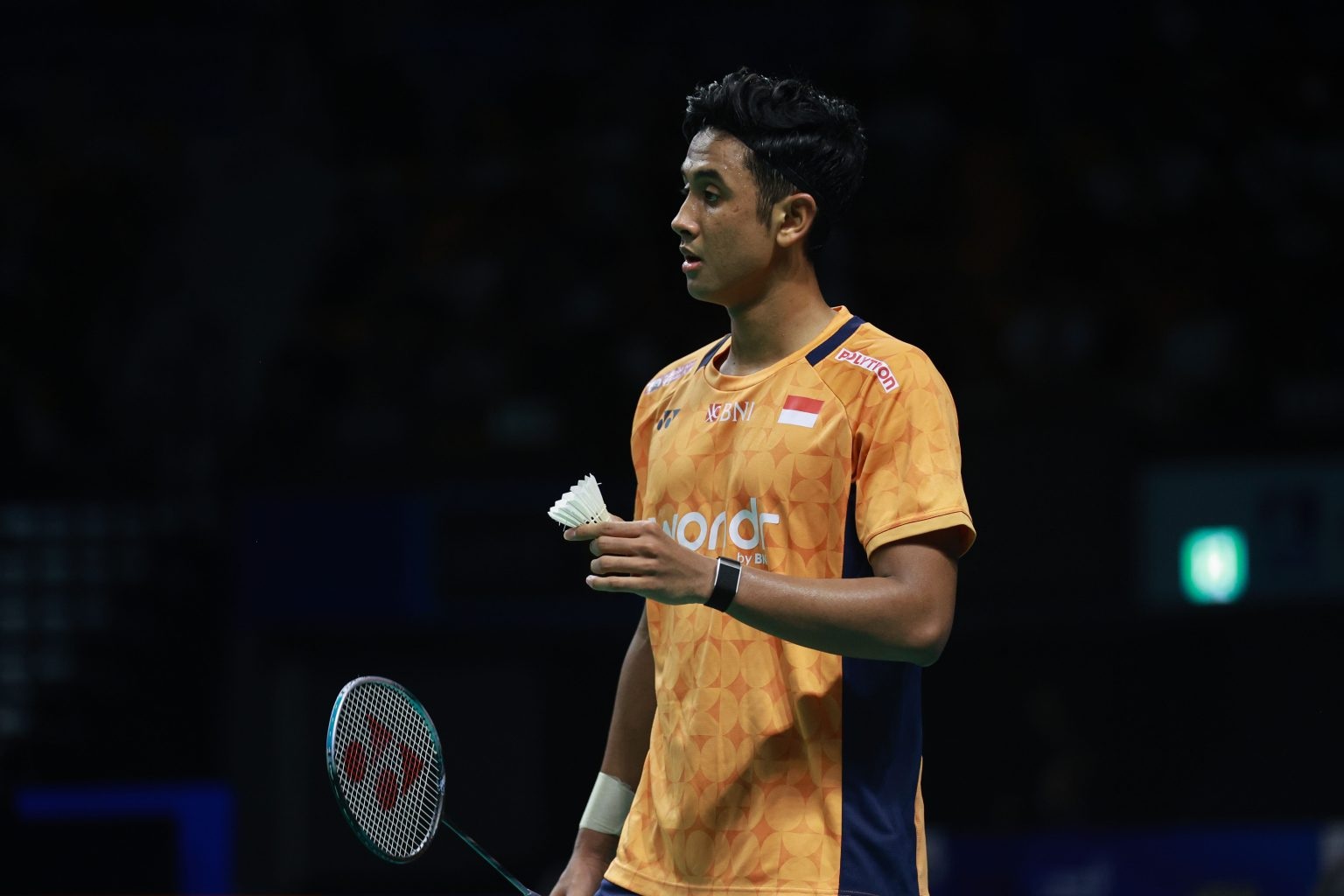 SUDAH ALLOUT: Alwi Farhan saat terjun di ajang Yonex French Open 2025.