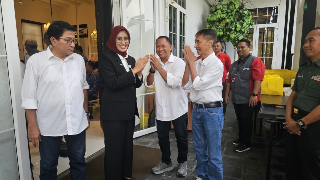 DAPAT APRESIASI: Wakil Wali Kota Solo Astrid Widayani menghadiri Hari Sumpah Pemuda ke-97 yang digelar Kagama Cabang Surakarta.