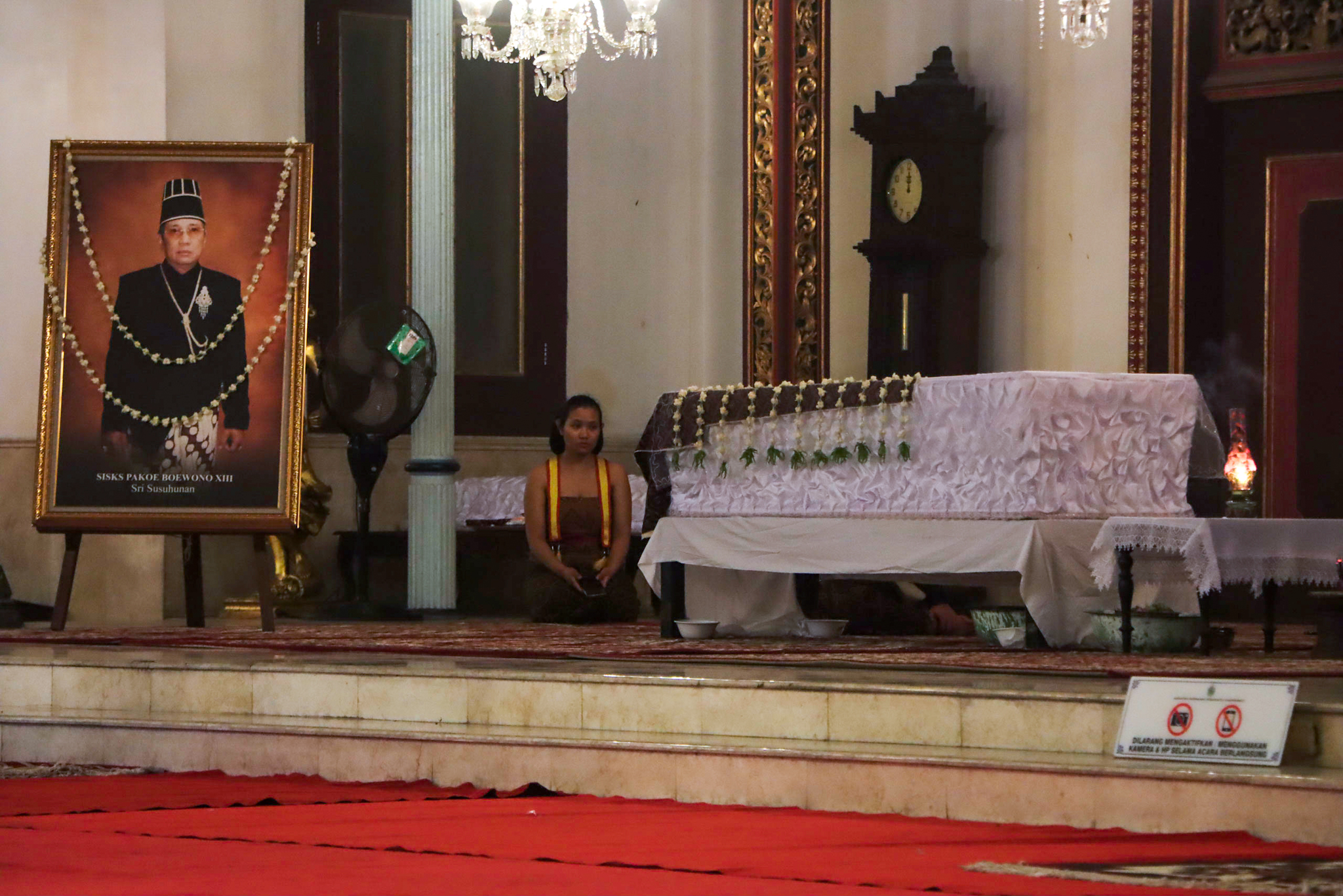 Pakubuwono XIII tutup usia, Minggu (2/11/2025).