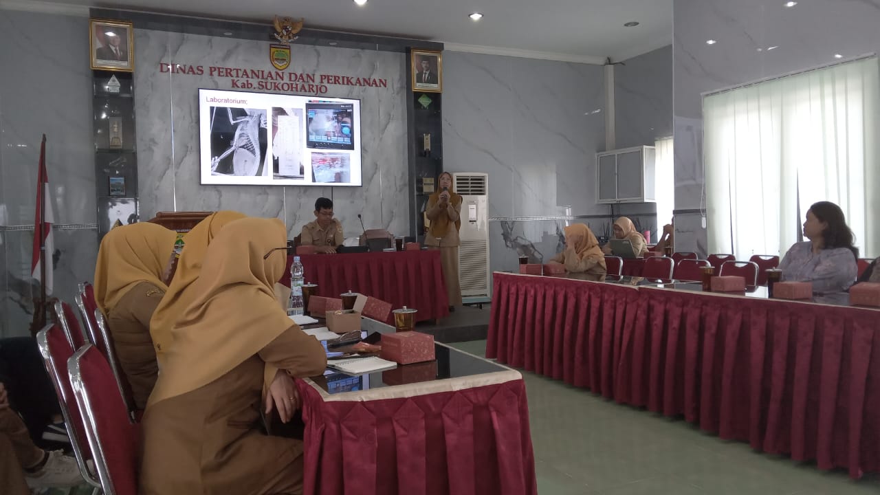 Forum Konsultasi Publik (FKP) yang digelar di aula kantor Dispertanikan Sukoharjo, Senin (3/11).