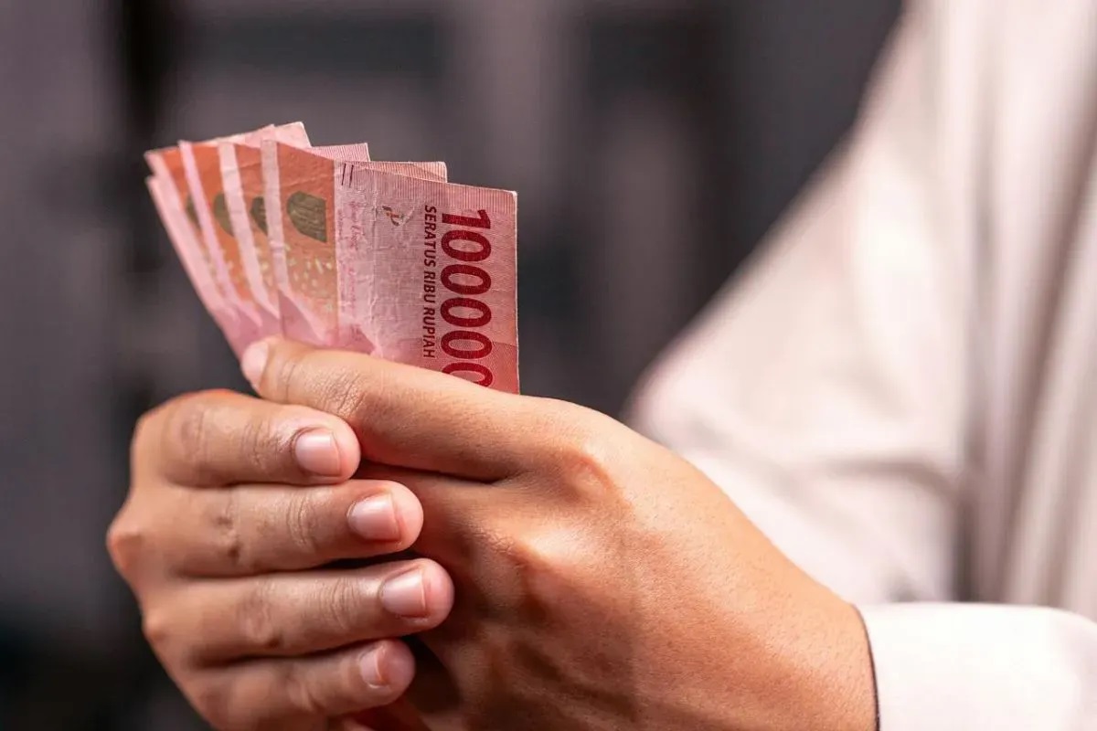Kabar Baik! Bansos BLT Kesra Rp900 Ribu, PKH, BPNT, dan Bantuan Pangan Serentak Cair Awal November 2025, Cek Nama dan Saldo KKS Kamu Sekarang