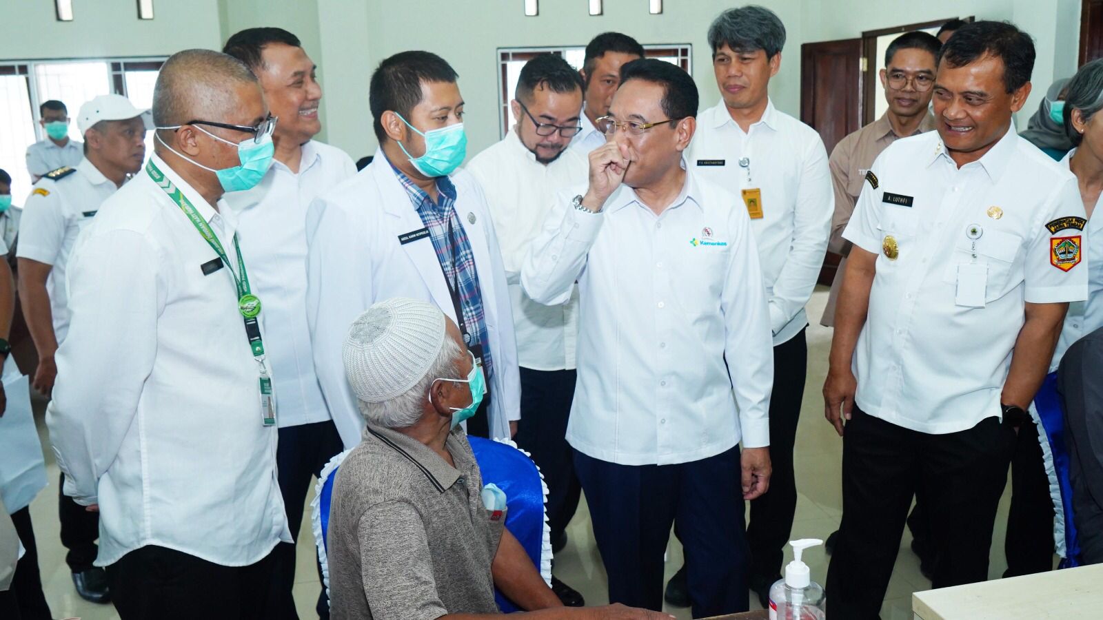 Wamenkes Benjamin Paulus Octavianus dan Gubernur Jateng Ahmad Luthfi cek layanan Speling di Boyolali, Rabu (5/11/2025).