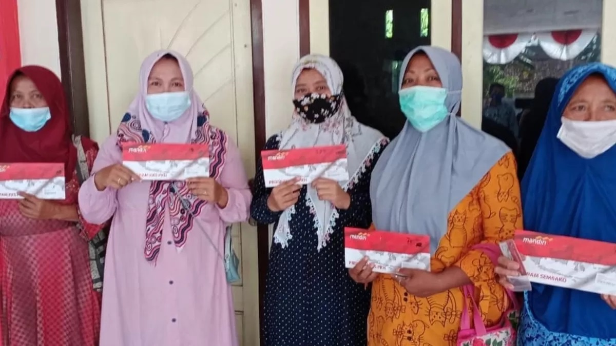 Bansos November cair! BPNT tahap 4 dan BLT Kesra Rp900 ribu sudah masuk ke KKS. PKH segera menyusul, cek pencairan di bank penyalur.